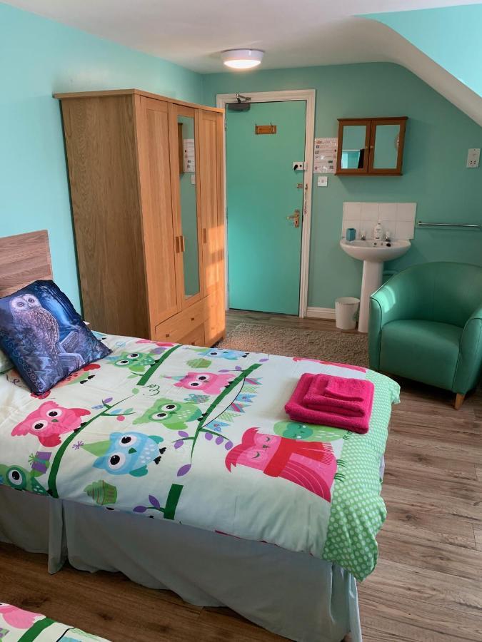 Bedrock Lodge Winterbourne Eksteriør bilde