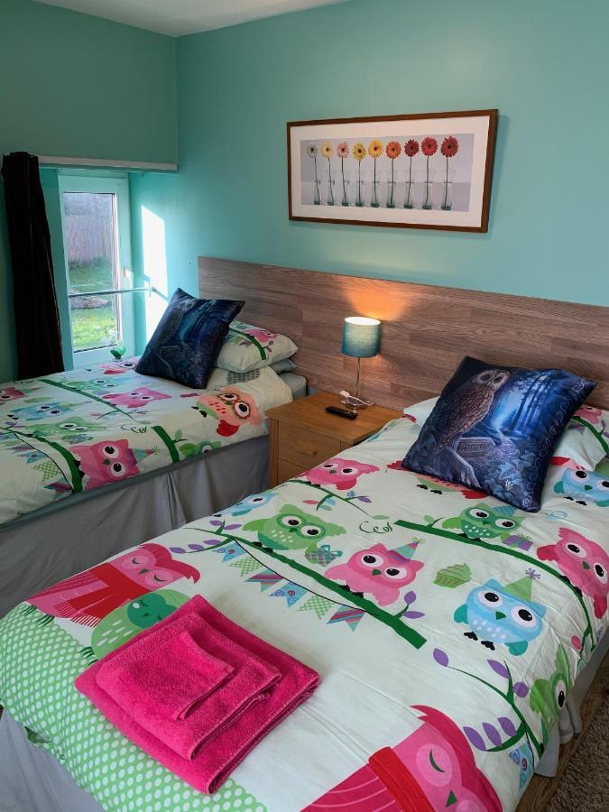 Bedrock Lodge Winterbourne Eksteriør bilde