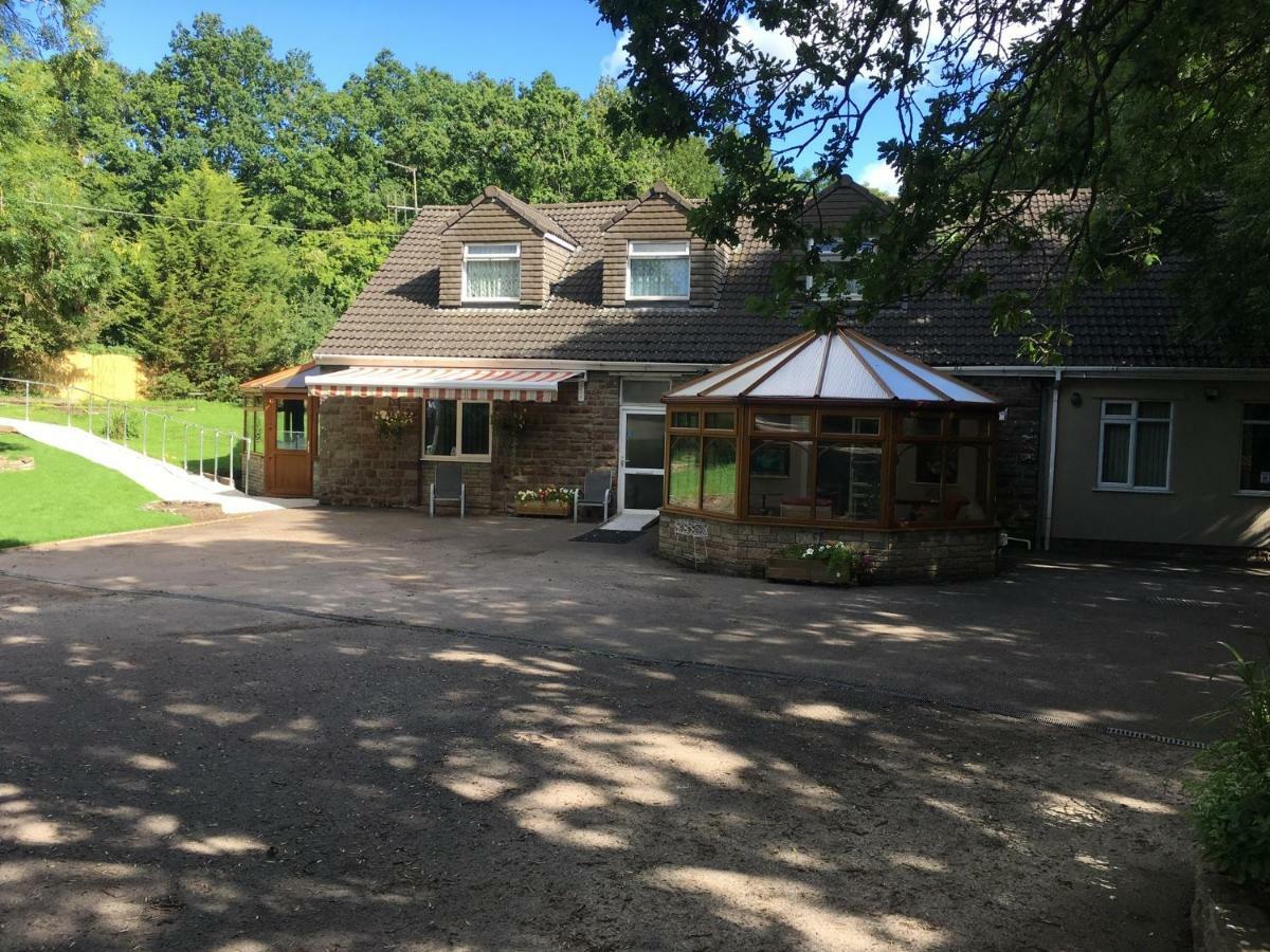 Bedrock Lodge Winterbourne Eksteriør bilde