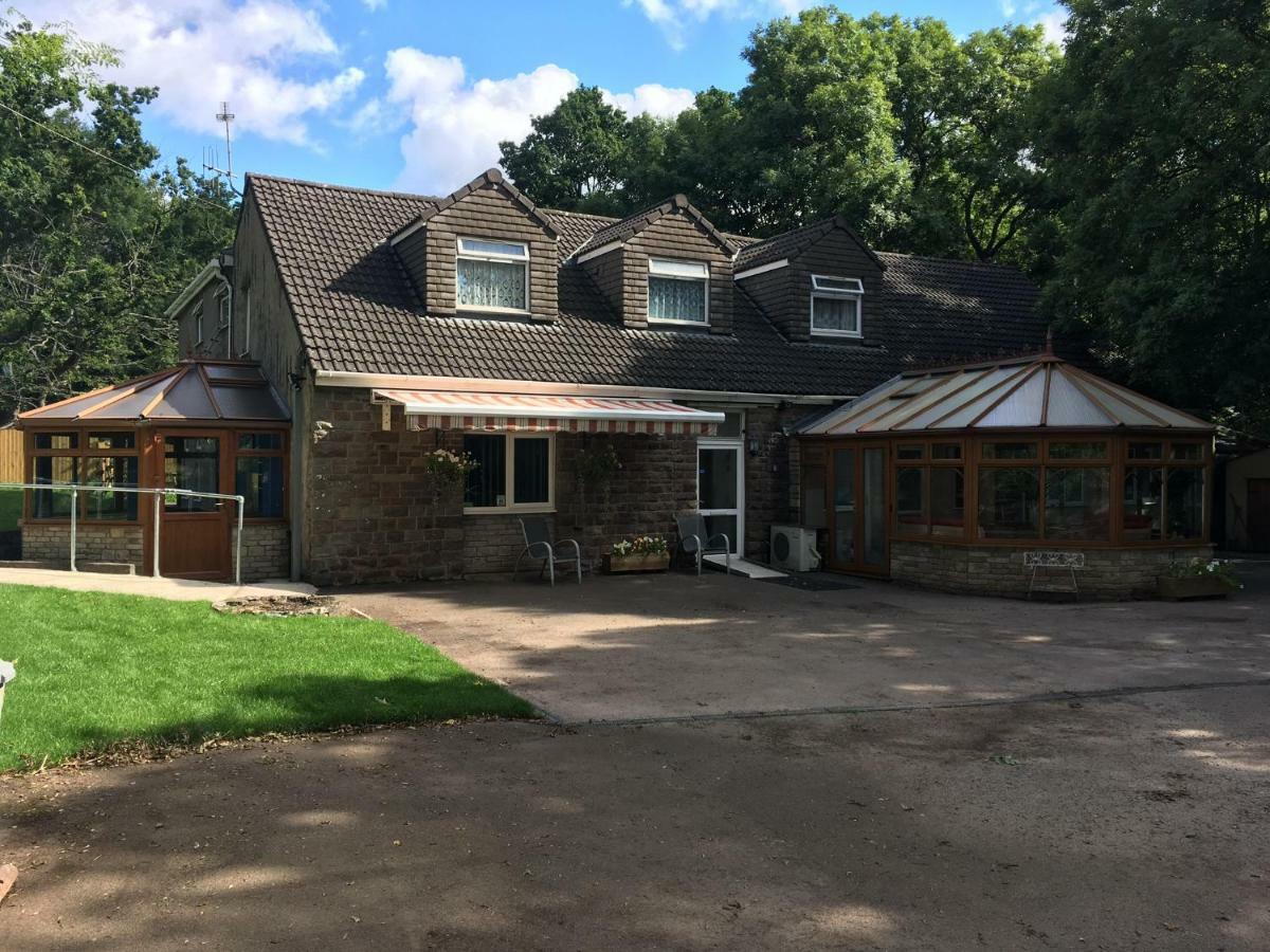 Bedrock Lodge Winterbourne Eksteriør bilde